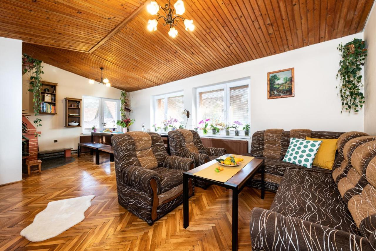 U deda a starkej Čierny Blh Exterior foto